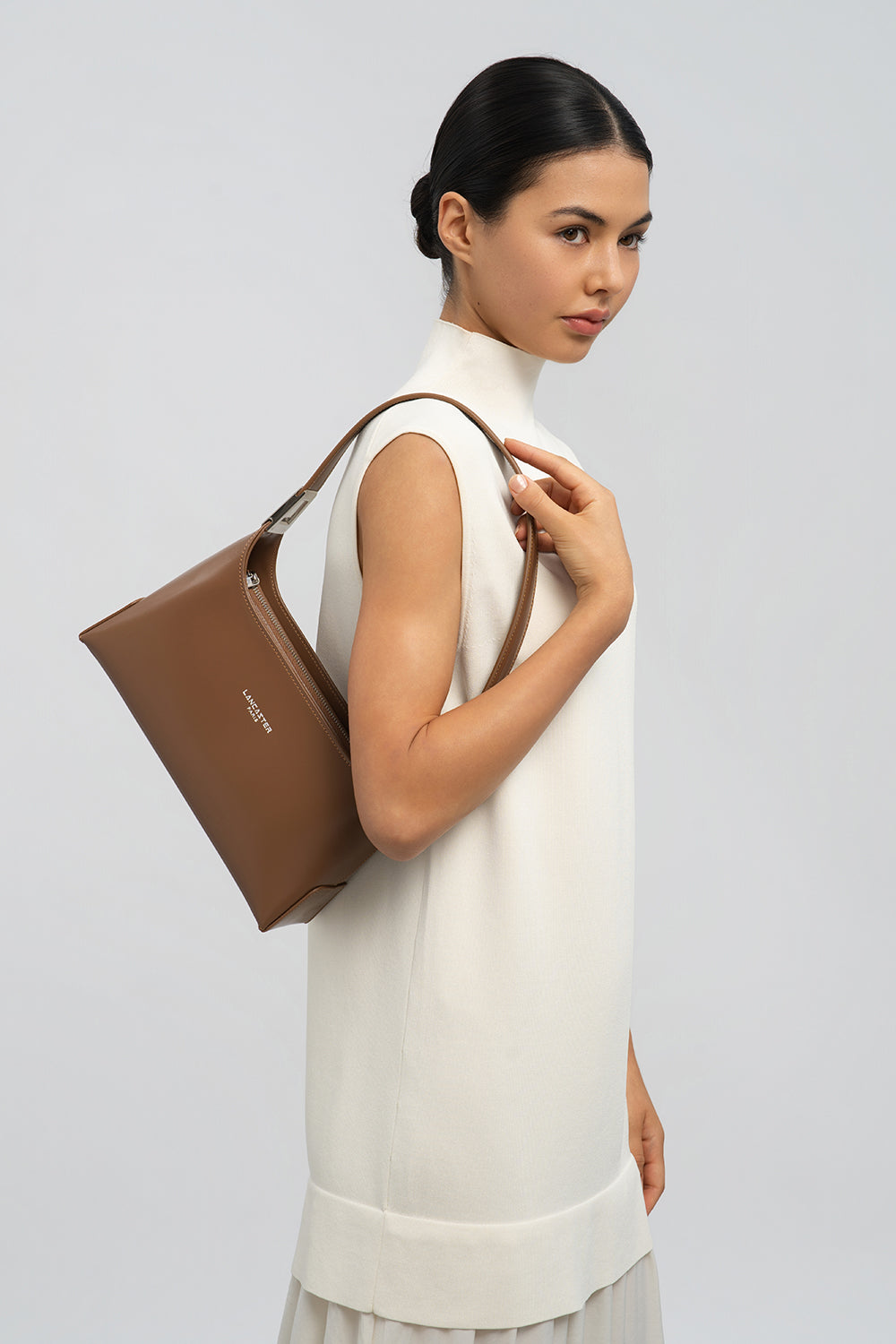 Sac épaule Lancaster Suave Ace en refente de cuir lisse