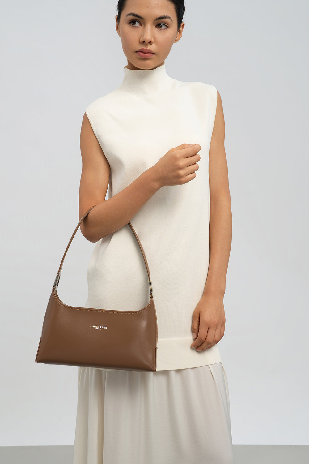 Sac épaule Lancaster Suave Ace en refente de cuir lisse