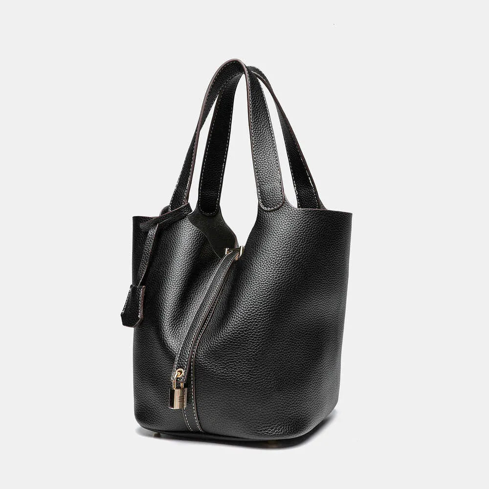 Sac à main fourre-tout en cuir PU – Boucle Dorée