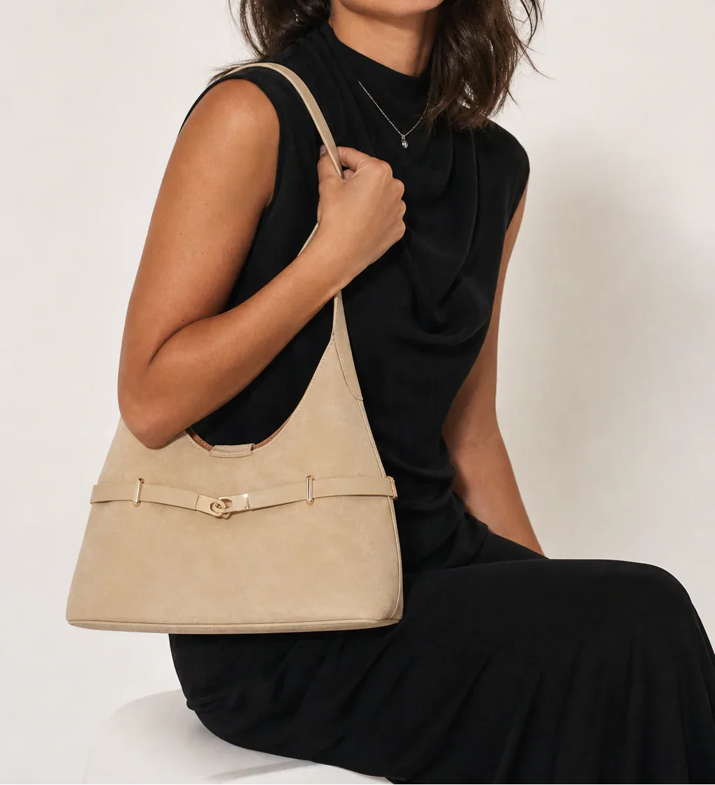 Sac bandoulière femme daim – Compact & casual chic Automne-Hiver
