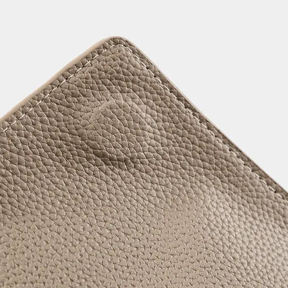 Sac à Main en Cuir Véritable – Design Géométrique MYNELIA