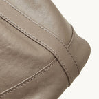 Sac à main tote en cuir véritable avec rivets -Grande Capacité, Style Vintage MYNELIA