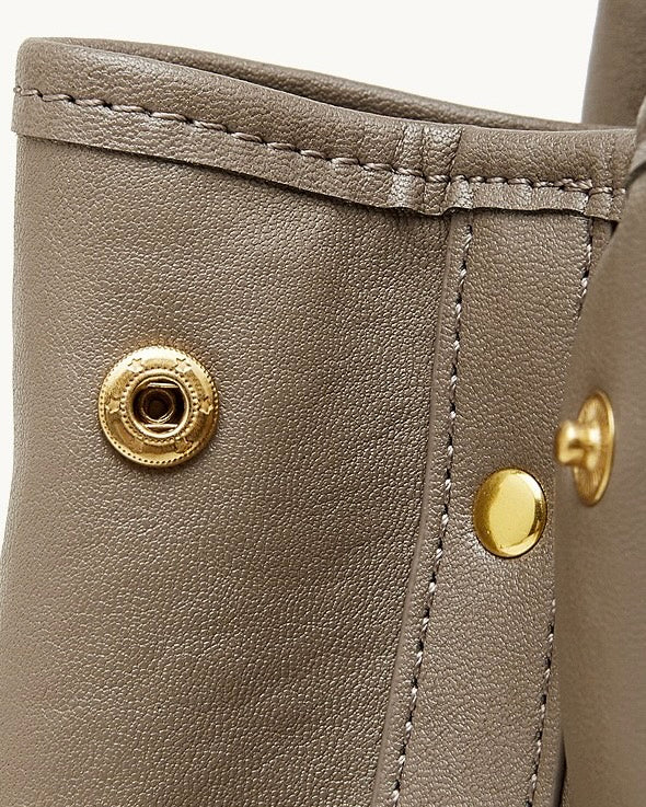 Sac à main tote en cuir véritable avec rivets -Grande Capacité, Style Vintage MYNELIA
