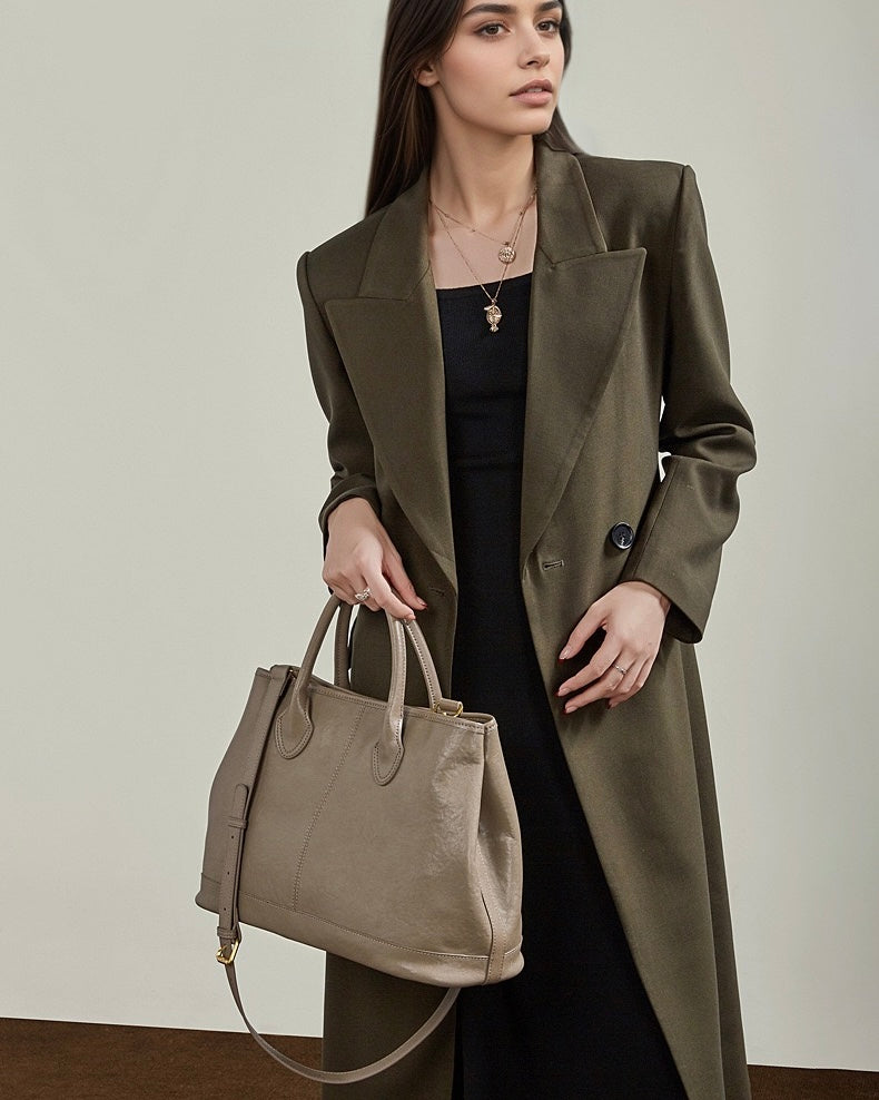 Sac à main tote en cuir véritable avec rivets -Grande Capacité, Style Vintage MYNELIA