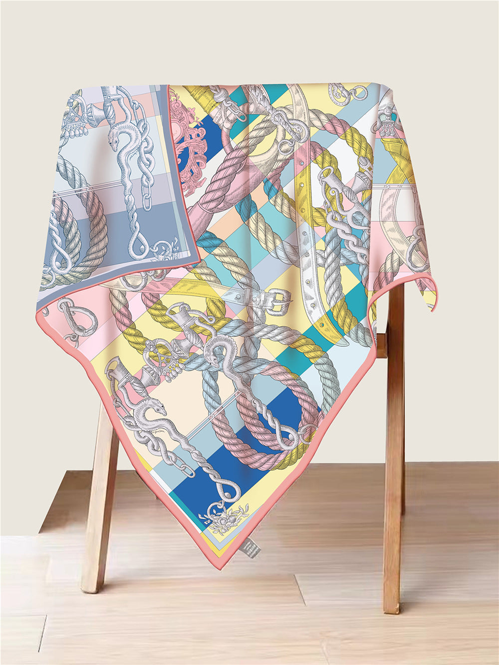 Foulard Carré en Soie Twill – Imprimé Recto-Verso 90×90 cm MYNELIA