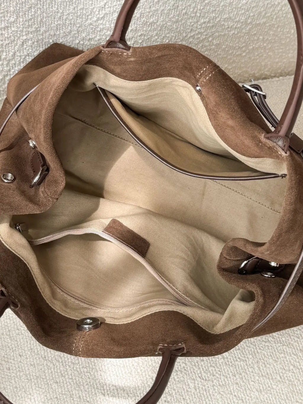 Sac cabas en cuir véritable – sSyle luxe, porté épaule ou main MYNELIA