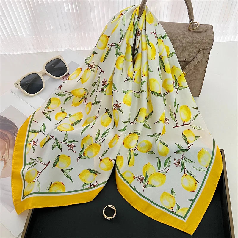 Foulard Carré Imprimé Floral 70×70 cm – Léger & Multicolore, Femme MYNELIA
