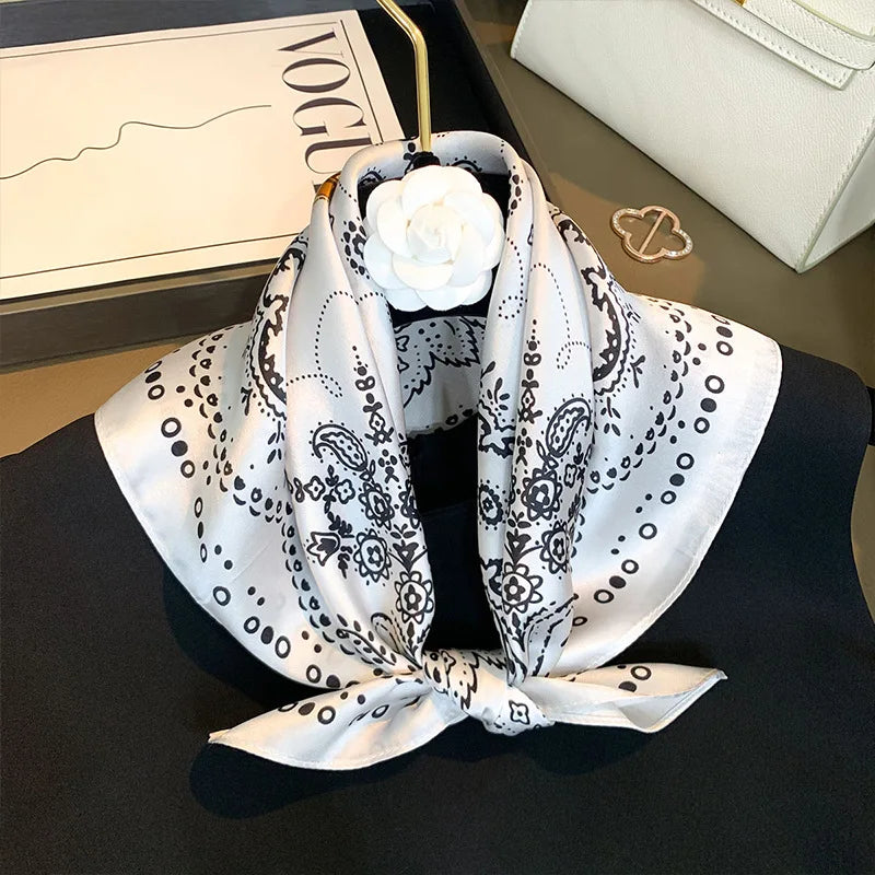 Foulard soie 100% – Motif Paisley rétro