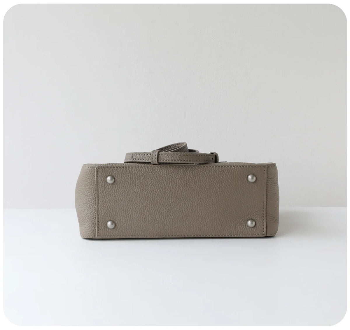 Damenhandtasche aus echtem Leder, neue Nischendamentasche, einfache Gürtelschnalle aus echtem Leder, modische Schulter-Umhängetasche