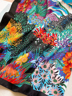 Foulard carré femme en polyester satiné – 90 × 90 cm