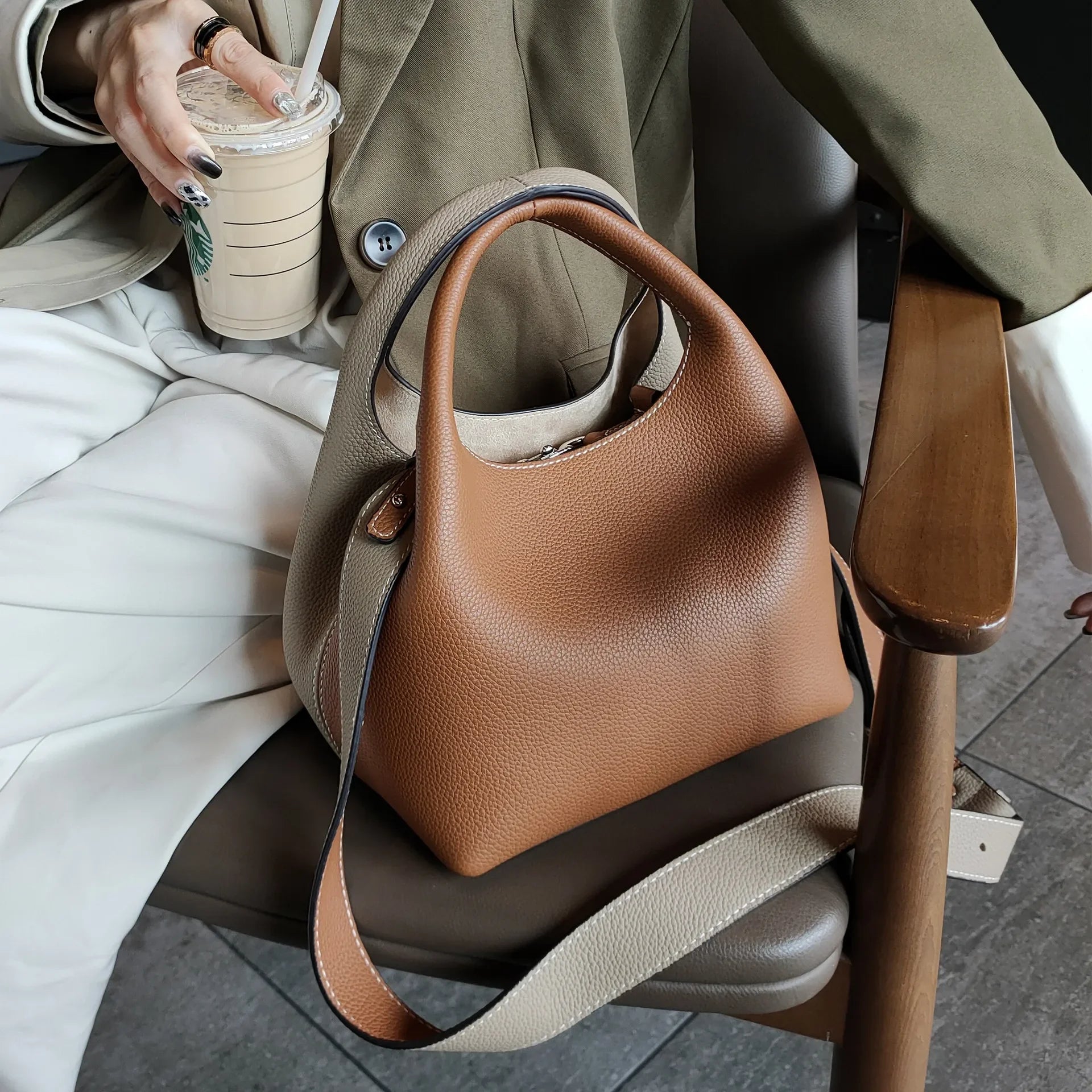 Sac Seau en Cuir de Vachette Naturel – Cabas Chic Femme MYNELIA