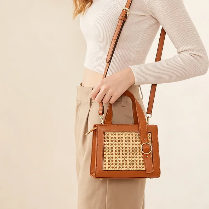 Sac à main tressé  –Bandoulière cuir & osier Style naturel