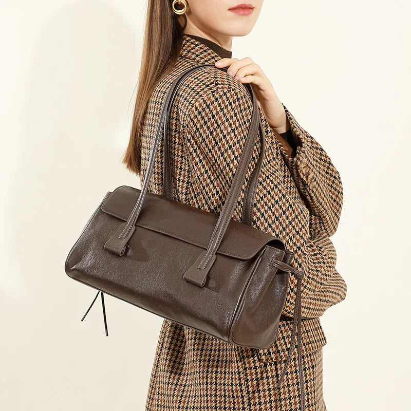 Sac bandoulière Cuir Souple Gland – Luxe & Élégance Minimaliste