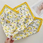 Foulard Carré Imprimé Floral 70×70 cm – Léger & Multicolore, Femme MYNELIA