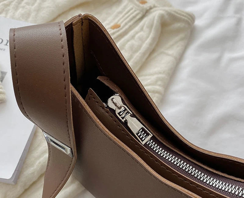 Sac à main Hobo cuir souple — La Désinvolture Élégante MYNELIA