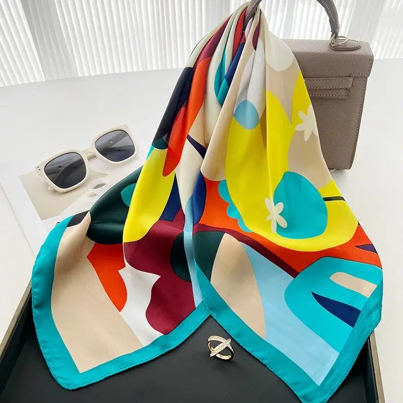 Foulard carré femme en polyester satiné – 70 × 70 cm