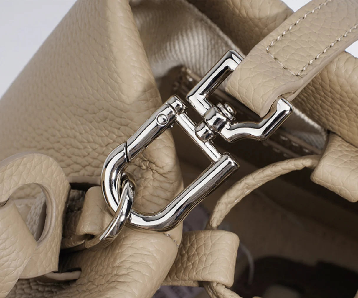 Sac à main cuir véritable – Vachette Texturée & Style Parisien Chic