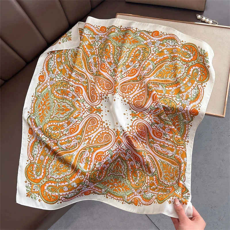 Foulard Carré Imprimé Floral 70×70 cm – Léger & Multicolore, Femme MYNELIA