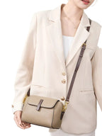 Sac bandoulière en cuir de vache véritable-Fermeture Zip & Finitions dorées MYNELIA