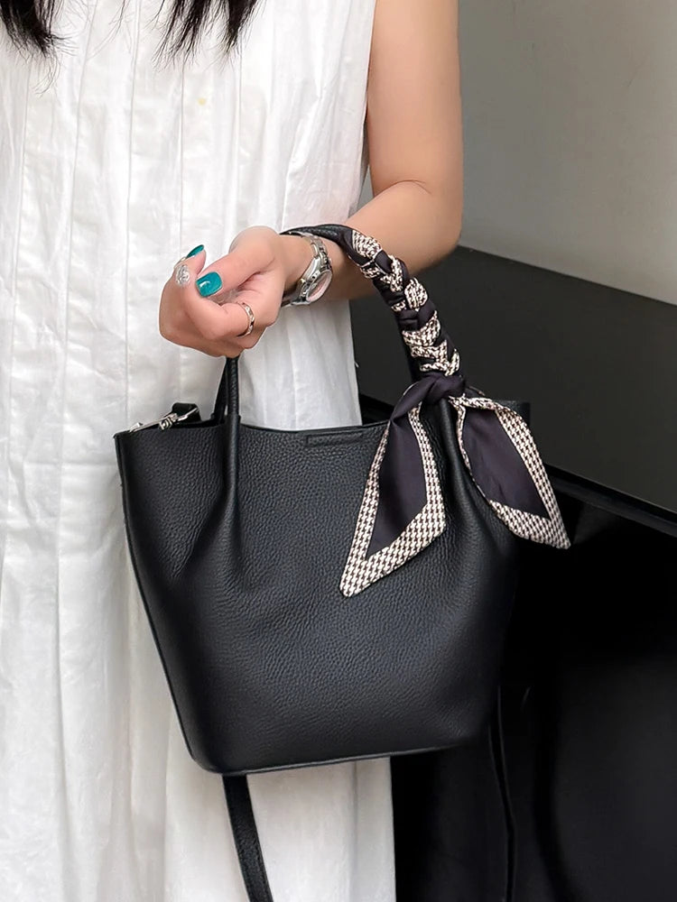 Sac Tote Cuir Véritable Ruban Décoratif Espaces Intérieurs