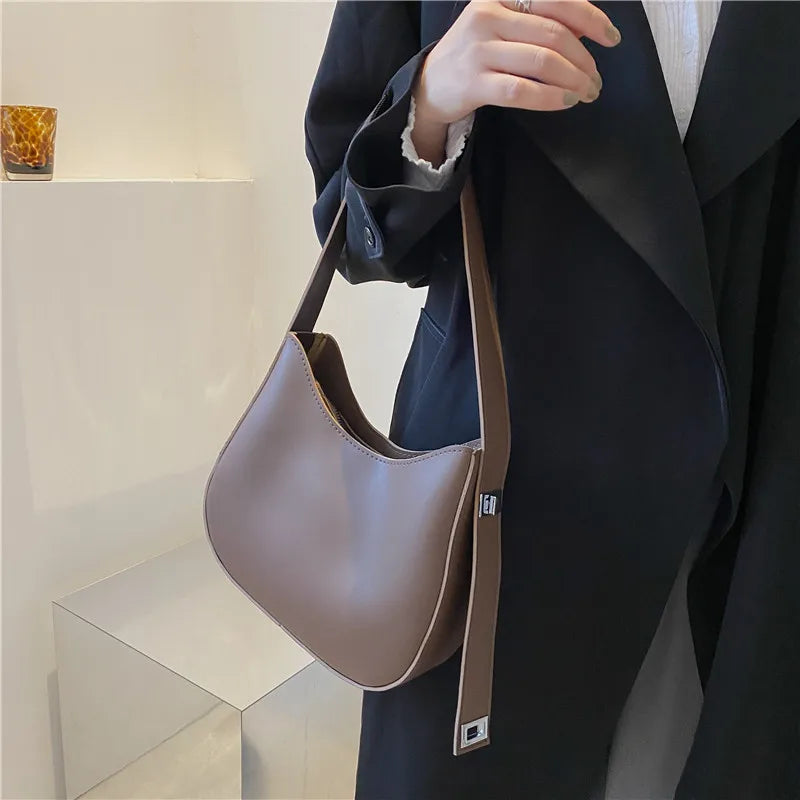Sac à main Hobo cuir souple — La Désinvolture Élégante MYNELIA