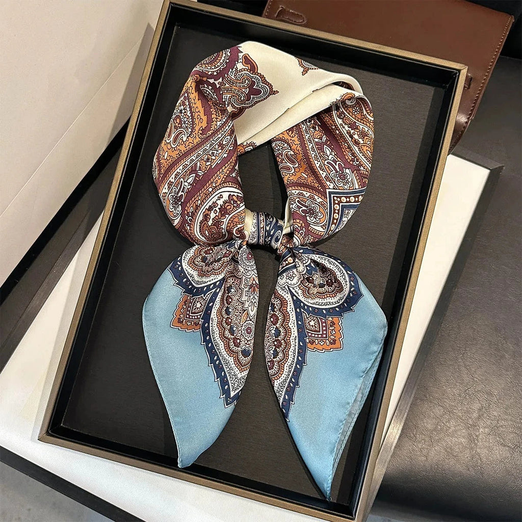 Foulard Carré Femme Motif Paisley – 70×70 cm, Doux & Multicolore MYNELIA