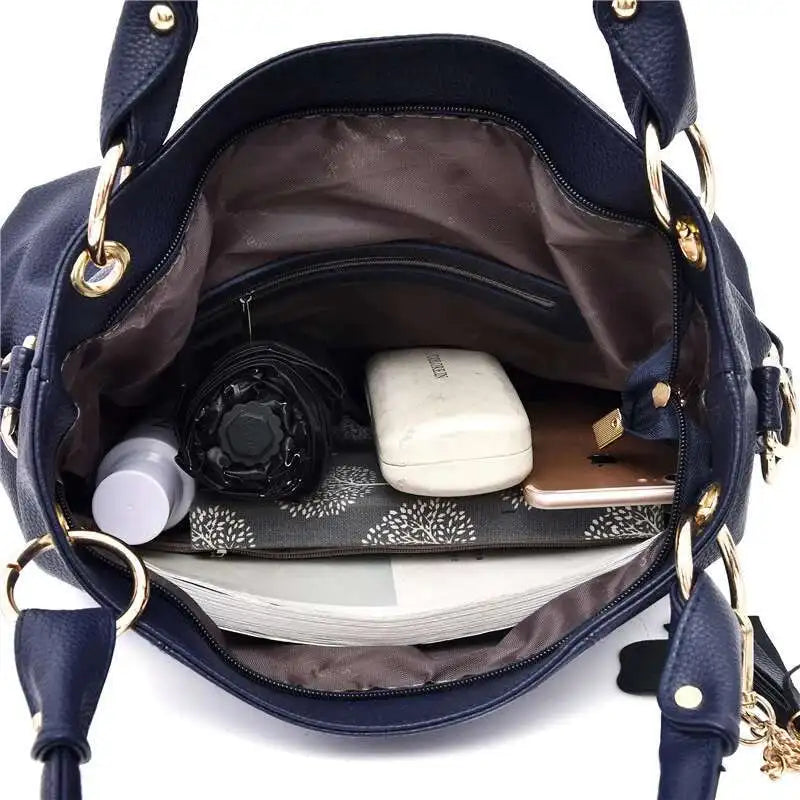 2025 Fashion Trend New Large Capacity Handbag Women's Shoulder With No Pattern Simple Style Hot Selg Item Bag Top-handle Bags MYNELIA