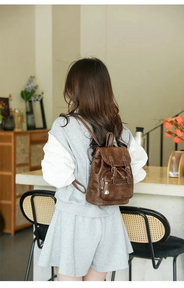Sac à dos simili cuir Femme — Élégance Parisienne MYNELIA