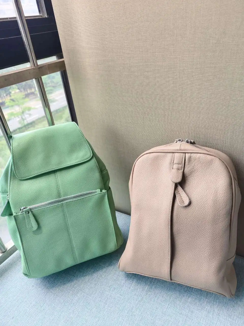 Sac à Dos Femme en cuir véritable – Grande Capacité, Élégant & Casual | MYNELIA