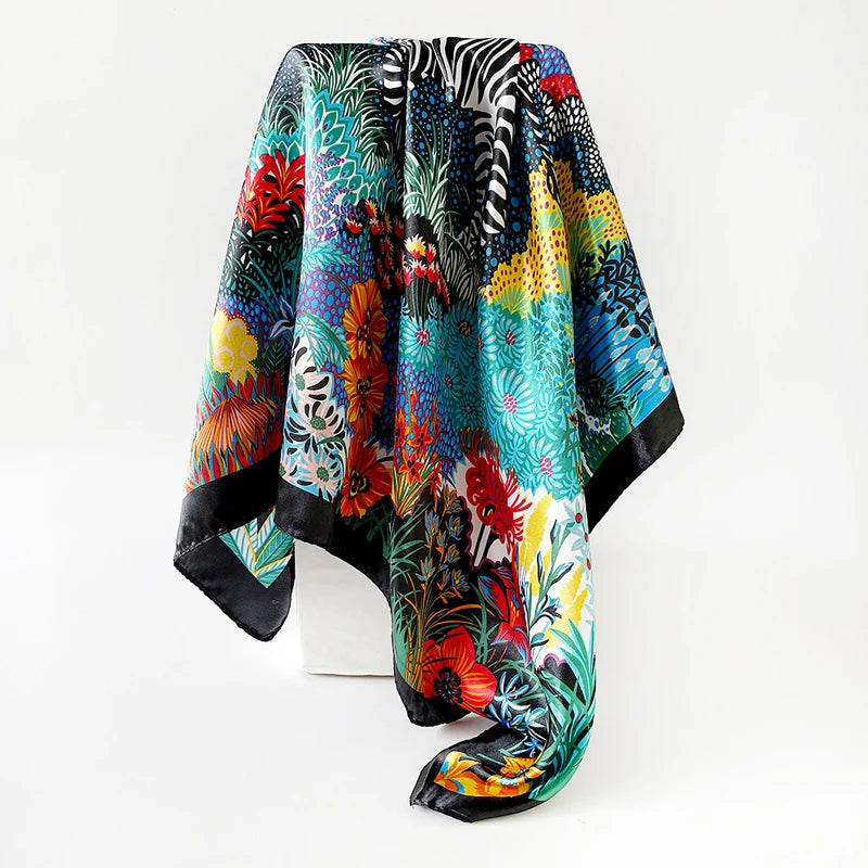 Foulard carré femme en polyester satiné effet soie – Imprimé animalier 90 × 90 cm