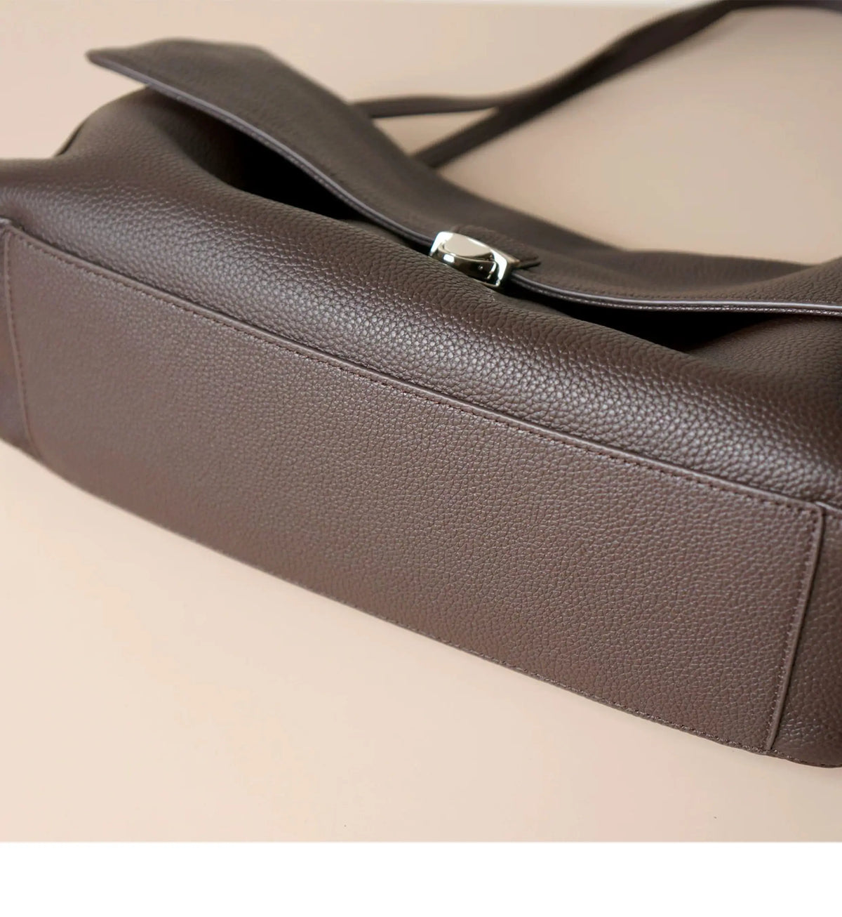 Sac en cuir véritable Satchel  Rabat Sequins