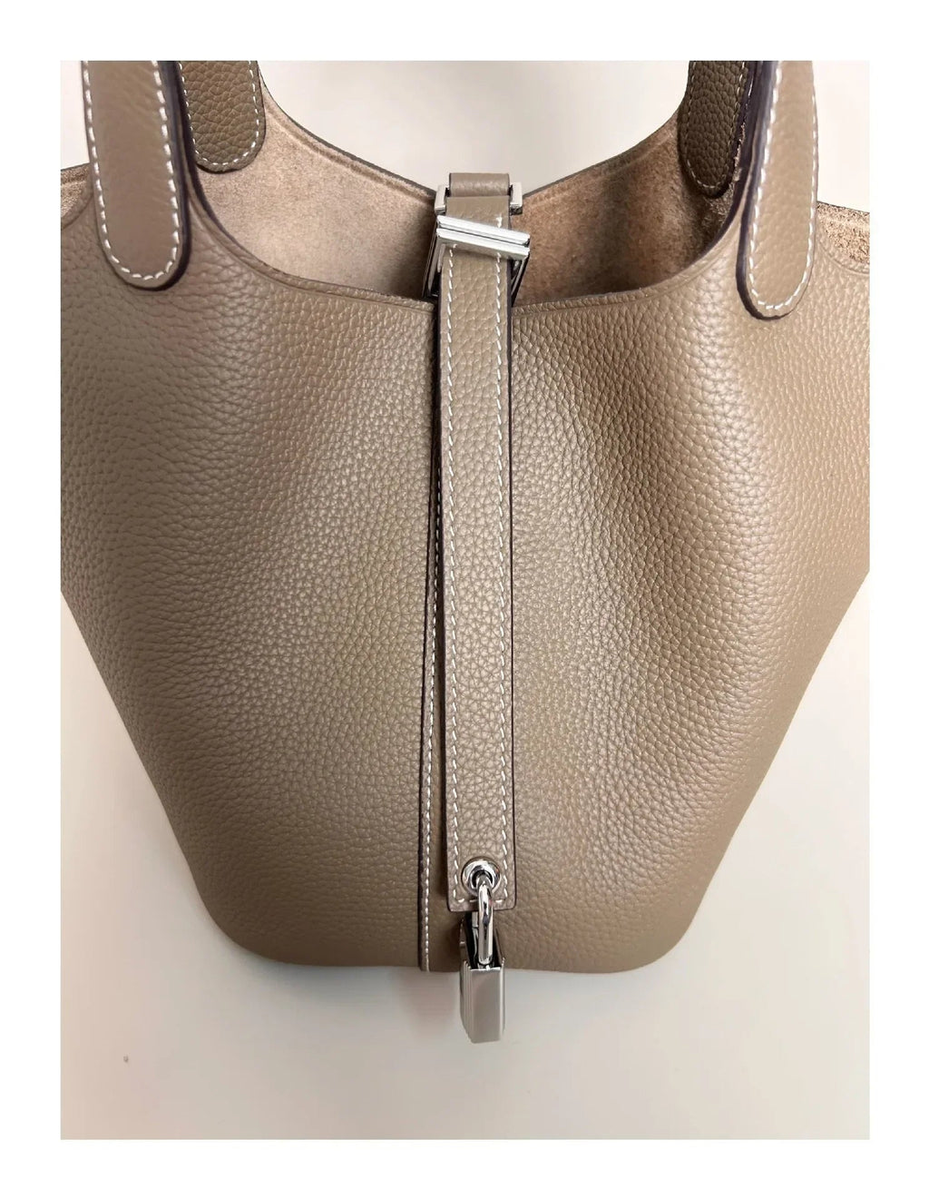 Sac Seau en Cuir Togo – Panier Souple Femme, 22 cm MYNELIA