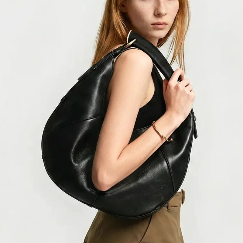 Sac croissant Paille tressée Femme – Bordures Cuir Style Bohème Chic Été & Quotidien