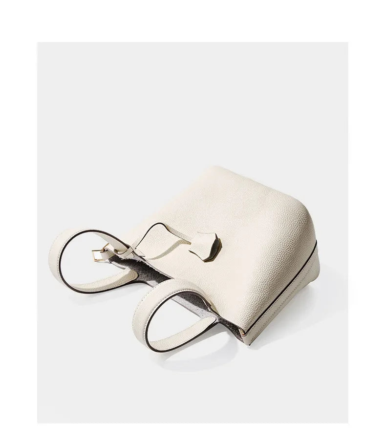 Sac Seau en Cuir Togo – Panier Souple Femme, 22 cm MYNELIA