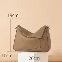 Sac à Main en Cuir Véritable – Design Géométrique MYNELIA