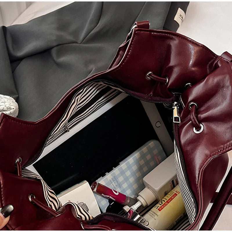 Sac cabas souple en simili cuir PU avec pendentif étoile