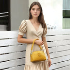 Petit sac épaule en cuir de vachette à poches intérieures