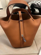 Sac Seau en Cuir Togo – Panier Souple Femme, 22 cm MYNELIA
