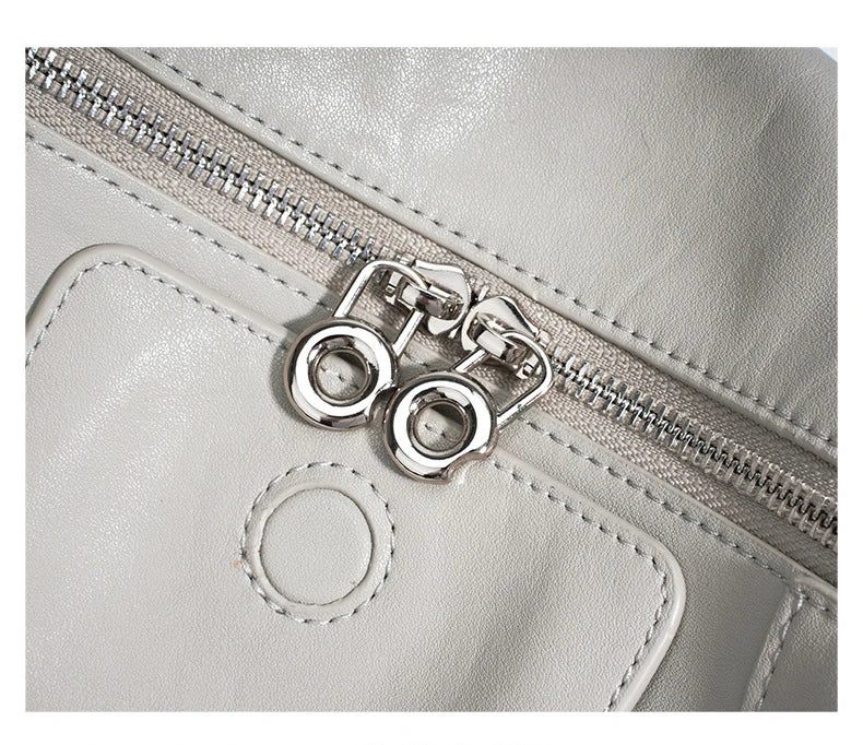 Handtasche aus echtem Leder, neues Nischen-Design 2025, modische Kissen-Tasche aus Rindsleder, einfache Umhängetasche für Damen