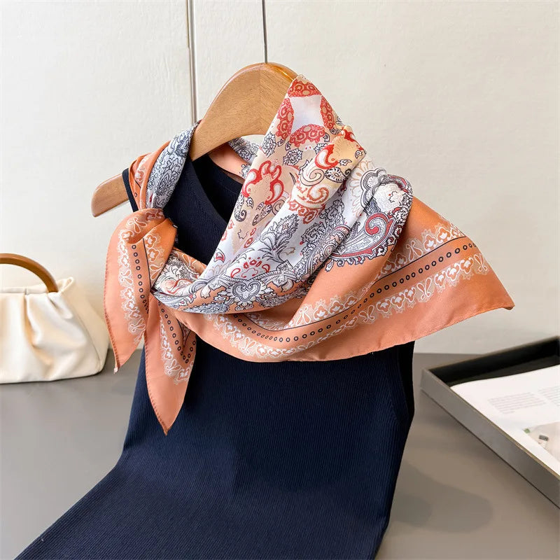 Foulard Carré Femme Motif Paisley – 70×70 cm, Doux & Multicolore MYNELIA