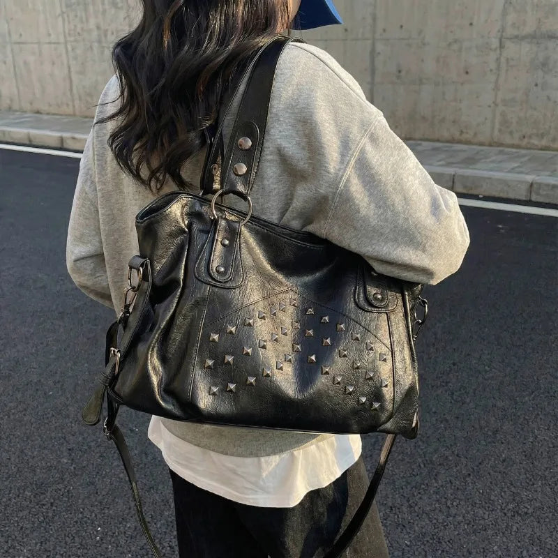 Niet Punk Handtaschen mit großem Fassungsvermögen Hochwertige Robuste Weiche Leder Casual Tragetasche Schulter Umhängetaschen Täglich Pendeln Reisen