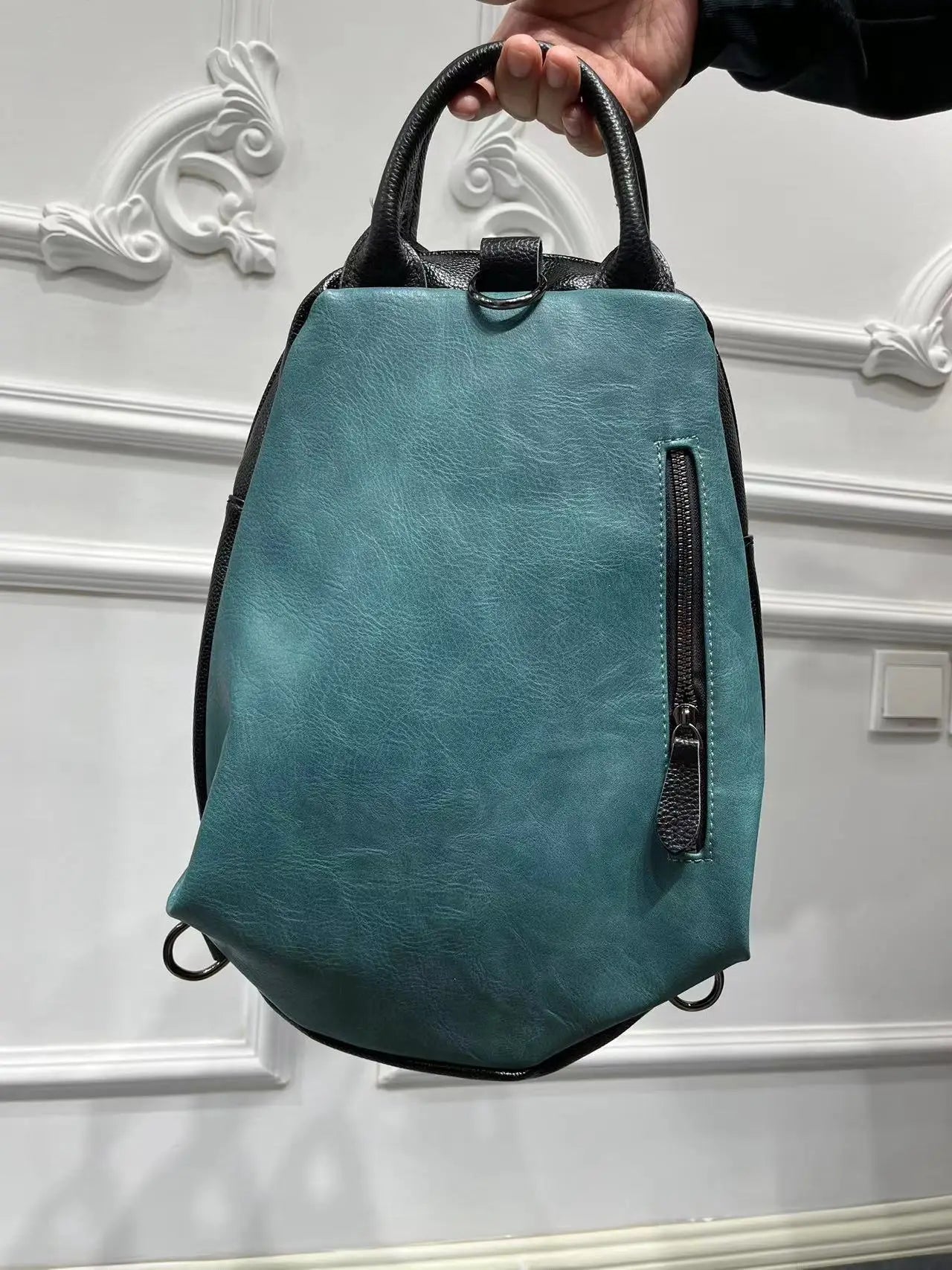 Sac à dos cuir véritable–Broderies Patchwork élégant MYNELIA