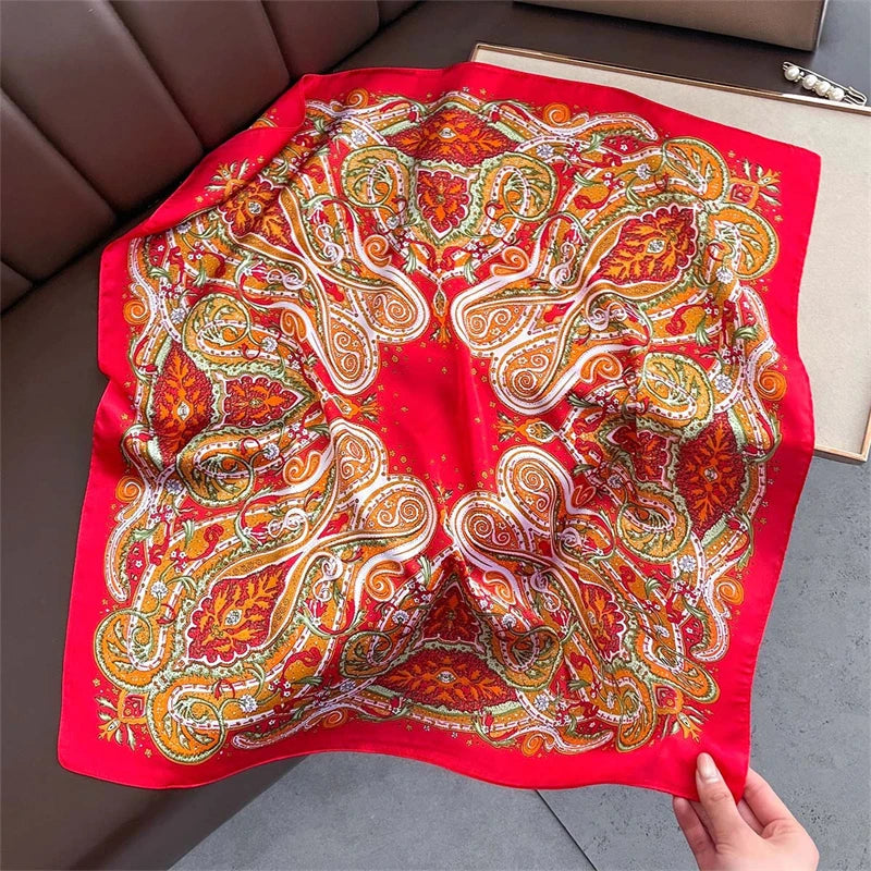 Foulard Carré Imprimé Floral 70×70 cm – Léger & Multicolore, Femme MYNELIA