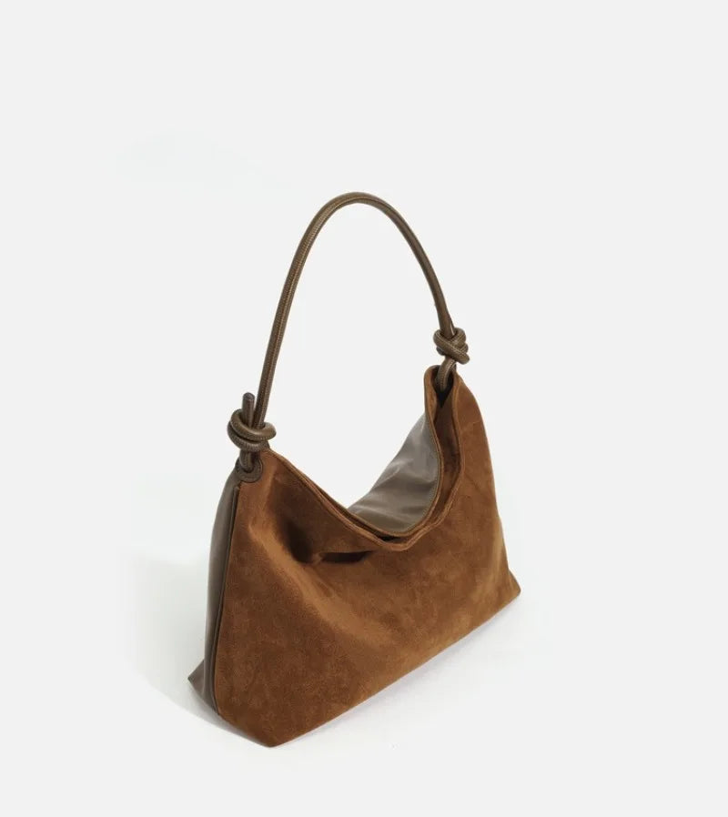 Sac à main cuir suédé Rétro — La Douceur de l’Hiver MYNELIA