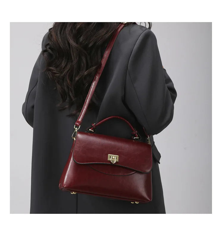Sac en cuir PU Souple Urbain Lock Buckle Poche Épaule Croisé