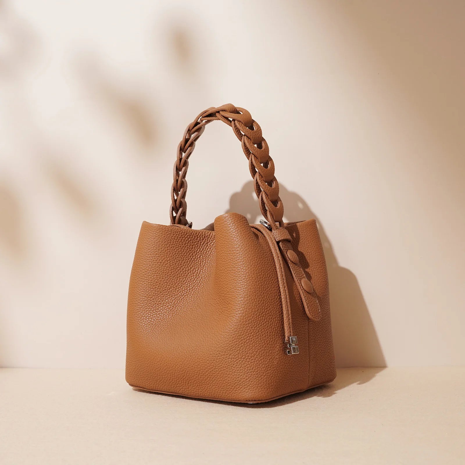 Sac à main cuir véritable – Vachette Texturée & Style Parisien Chic