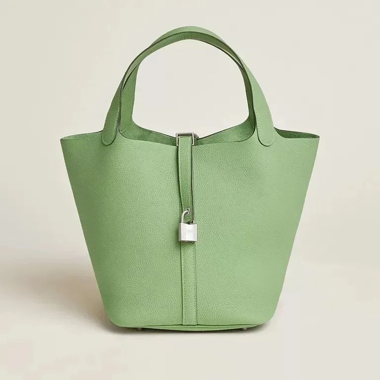 Sac Seau en Cuir Togo – Panier Souple Femme, 22 cm MYNELIA
