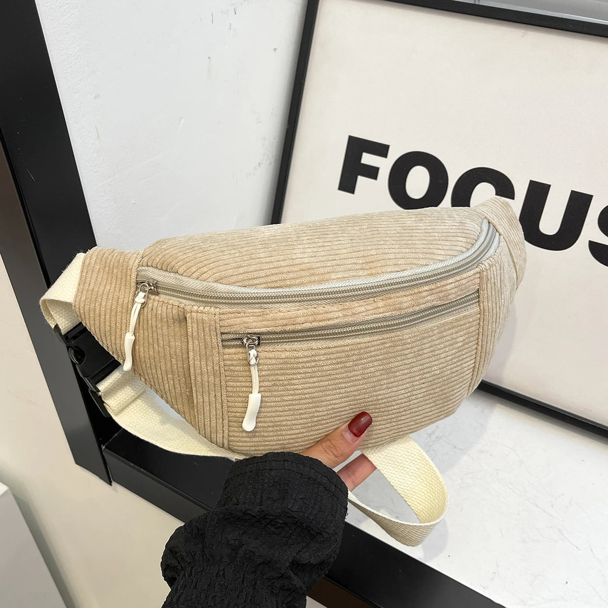 Sac banane velours côtelé — Pochette Tendance Femme | Bandoulière & Ceinture MYNELIA