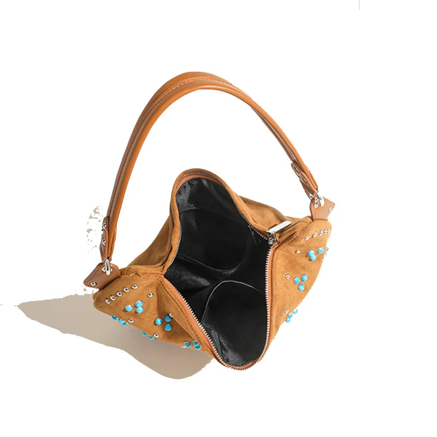 Sac à main demi-lune en daim avec rivets -Style rétro MYNELIA