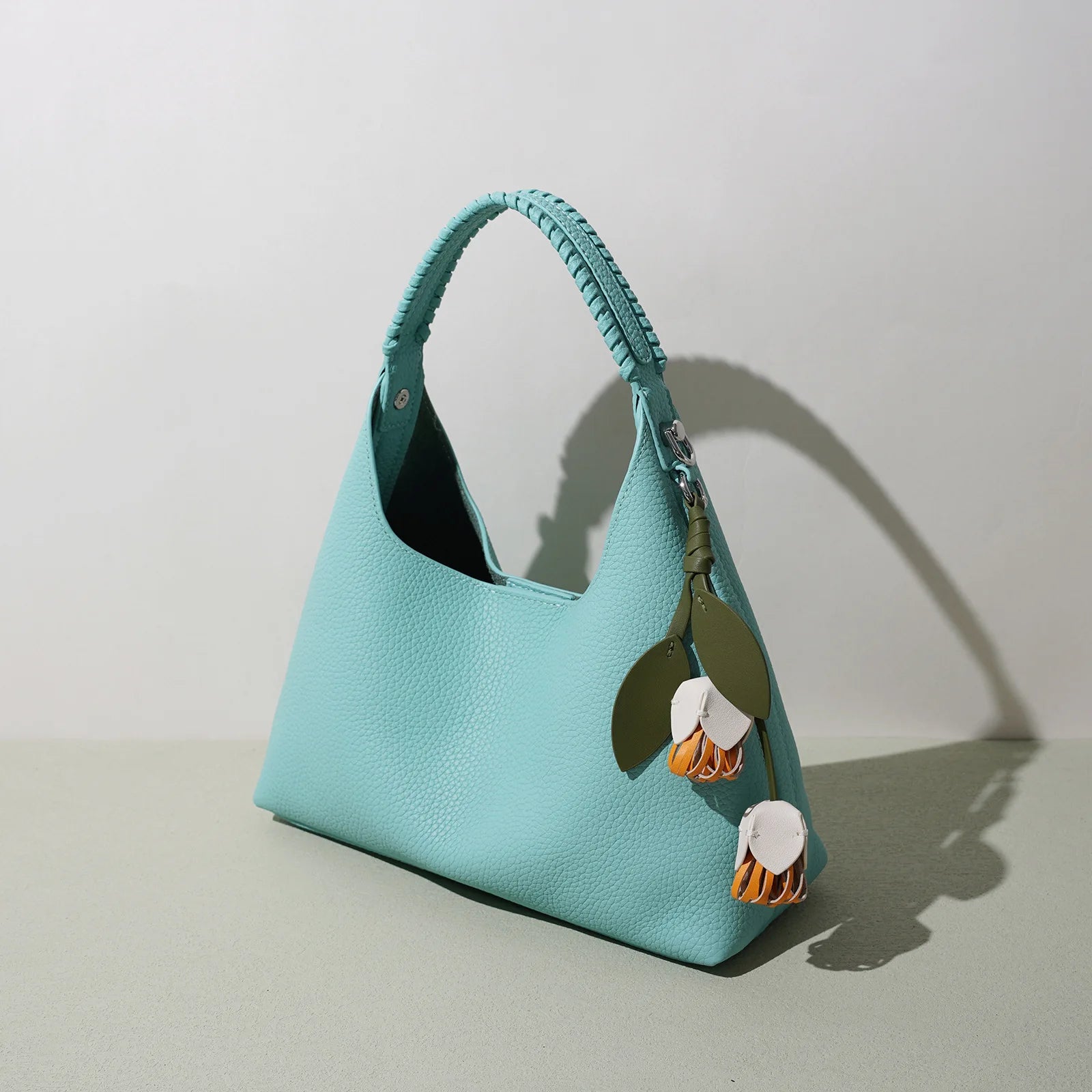 Sac bucket en cuir véritable grain supérieur – Style casual chic